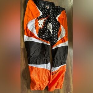 Leatt Racing Pants in Orange and Black